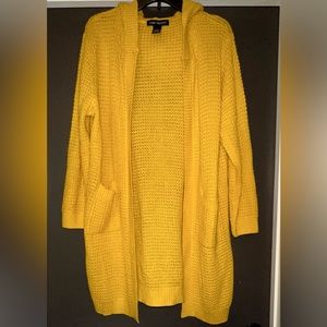 Beautiful cardigan, breezy sweater style.